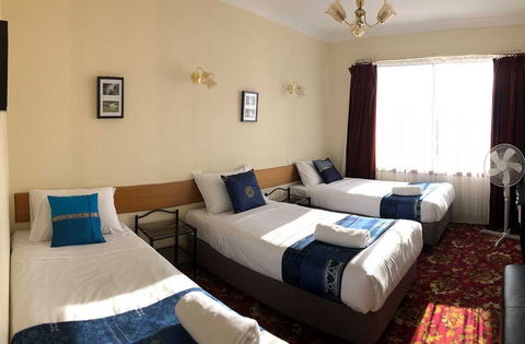 Meramie Motor Inn - VIC Tourism 12