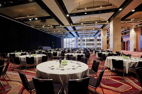 Hilton Sydney - VIC Tourism 10