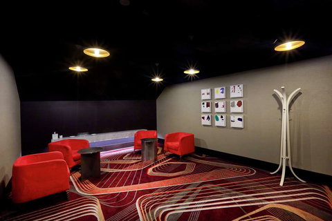 Hilton Sydney - VIC Tourism 11