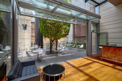 Hilton Sydney - VIC Tourism 12