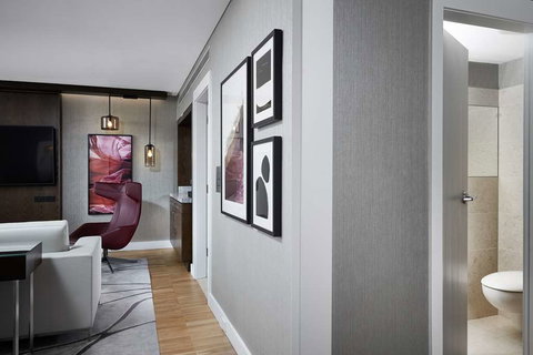 Hilton Sydney - VIC Tourism 17