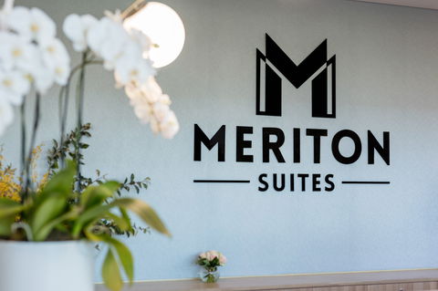 Meriton Suites Sydney Airport - VIC Tourism 4