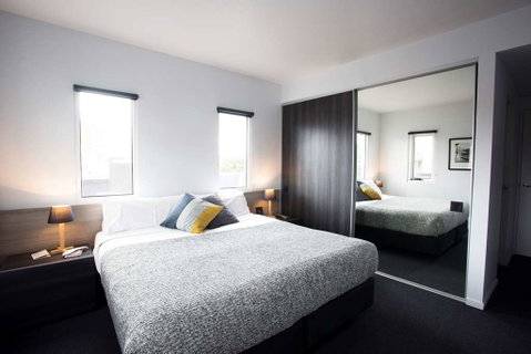 Tyrian Serviced Apartments - VIC Tourism 1