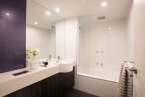 Tyrian Serviced Apartments - VIC Tourism 3