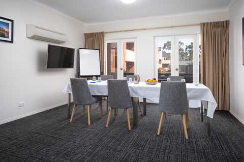 Aligned Corporate Residences Kew - VIC Tourism 7