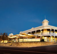 Tradewinds Hotel - VIC Tourism