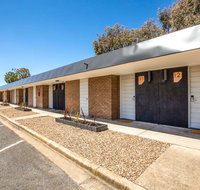 Nightcap at Gateway Hotel - VIC Tourism