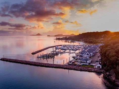 Anchorage Port Stephens - VIC Tourism 0