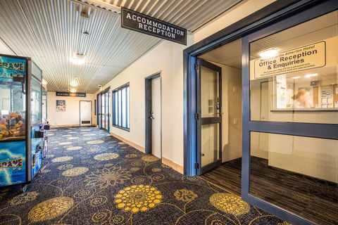 Atherton Hotel - VIC Tourism 1
