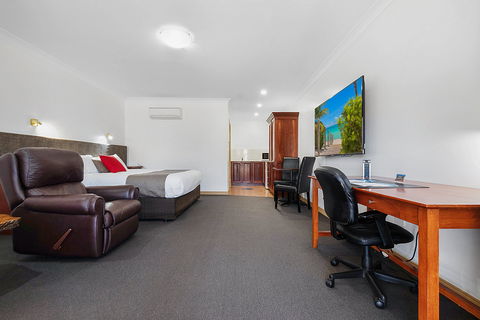 The Georgian Motor Lodge - VIC Tourism 2