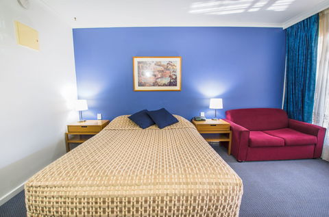 The River Boat Hotel-Echuca - VIC Tourism 1
