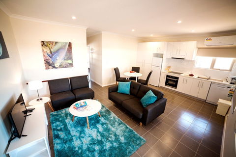 Exmouth Escape Resort - VIC Tourism 1