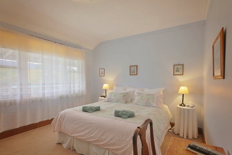 Mole Creek Guest House - VIC Tourism 2
