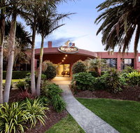 Nightcap at Seaford Hotel - VIC Tourism
