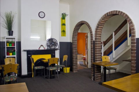 Adelaide Travellers Inn - VIC Tourism 0