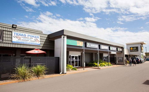 Dalrymple Motel - VIC Tourism 1