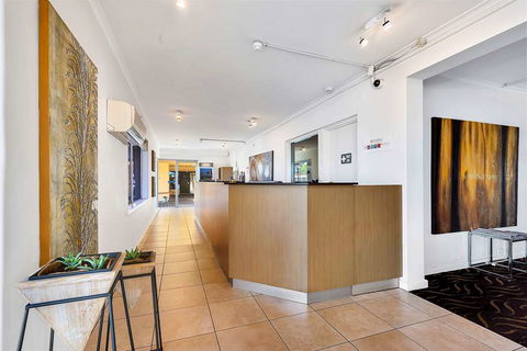 Comfort Inn Manhattan - VIC Tourism 2