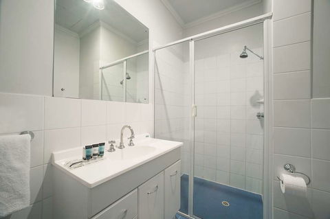 Franklin Central Apartments - VIC Tourism 1