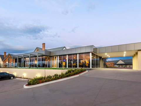 Mercure Goulburn - VIC Tourism 0