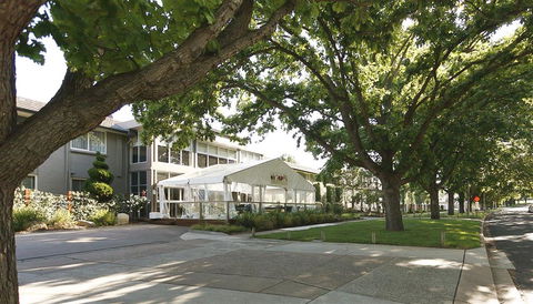 Forrest Hotel & Apartments - VIC Tourism 0