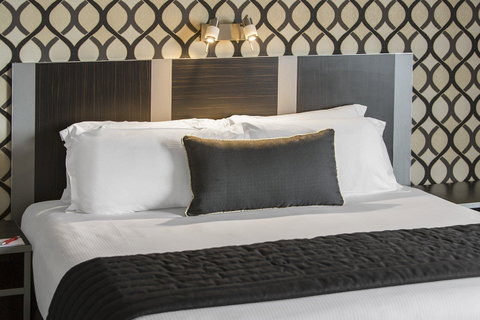 Hotel Grand Chancellor Brisbane - VIC Tourism 12