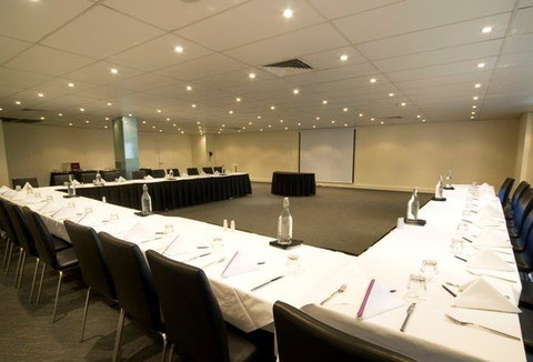Park Regis North Quay - VIC Tourism 8
