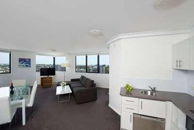Park Regis North Quay - VIC Tourism 12