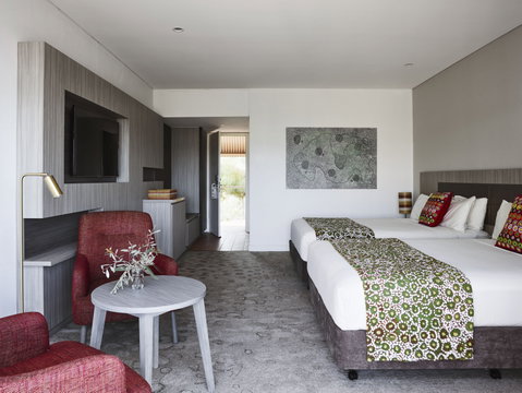 Desert Gardens, a member of Novotel Htls - VIC Tourism 4