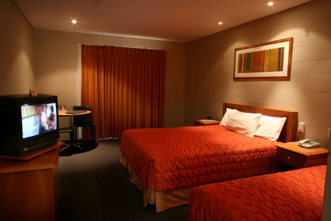 Outback Hotel & Lodge - VIC Tourism 2