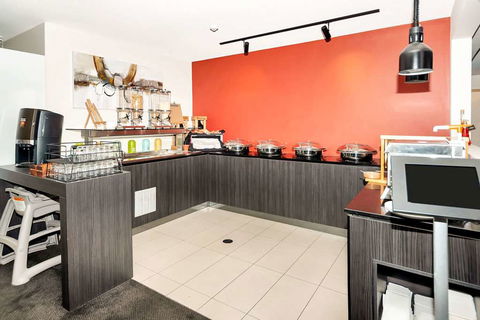 Clarion Hotel Townsville - VIC Tourism 10