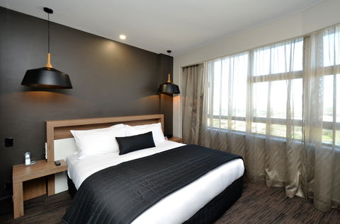 Hotel Grand Chancellor Townsville - VIC Tourism 12