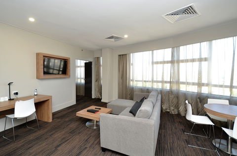 Hotel Grand Chancellor Townsville - VIC Tourism 13