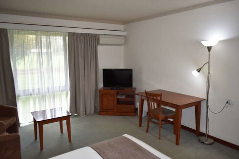 Admiral Motel Bunbury - VIC Tourism 11