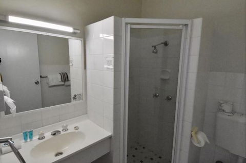 Ballina Homestead Motel - VIC Tourism 4