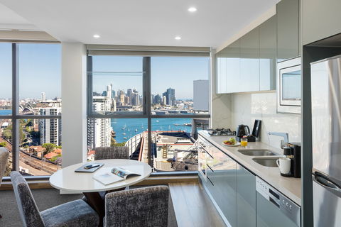 Meriton Serviced Apartments North Sydney - VIC Tourism 6