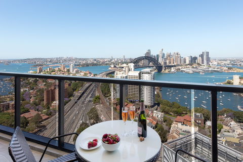 Meriton Serviced Apartments North Sydney - VIC Tourism 13