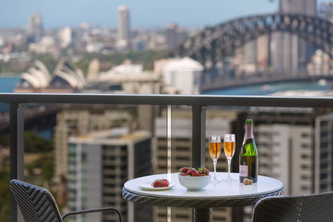 Meriton Serviced Apartments North Sydney - VIC Tourism 17