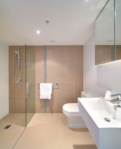 Zara Tower Serviced Apartments - VIC Tourism 8