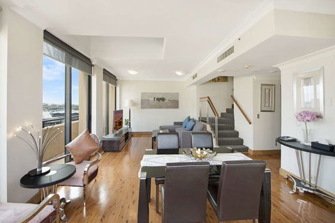 YEHS Hotel Sydney Harbour Suites - VIC Tourism 12