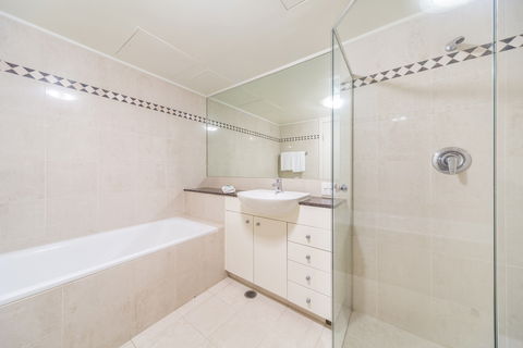 Astra Sydney CBD Pitt Street - VIC Tourism 1