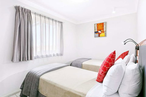 Comfort Inn & Suites Burwood - VIC Tourism 3