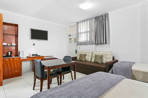 Comfort Inn & Suites Burwood - VIC Tourism 7