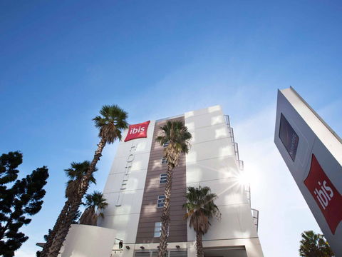 Hotel Ibis Sydney Olympic Park - VIC Tourism 1