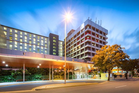 H on Smith Hotel - VIC Tourism 0