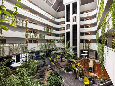 Novotel Darwin Atrium - VIC Tourism 0