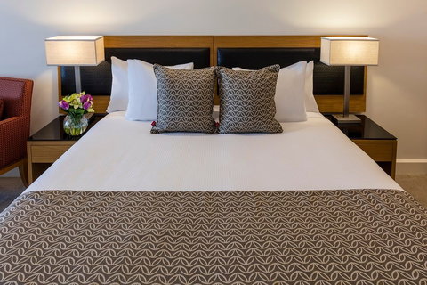 Oaks Elan Darwin - VIC Tourism 2