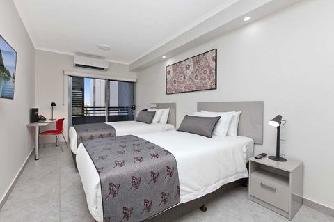 Argus Hotel Darwin - VIC Tourism 4