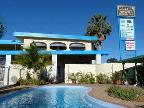 Nowra Motor Inn - VIC Tourism 0