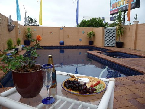 Blue Pelican Motel - VIC Tourism 2