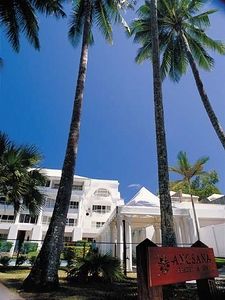 Alamanda Palm Cove - VIC Tourism 0